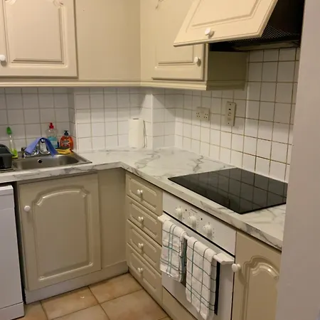 Quite And Cozy 2 Bedroom Galway